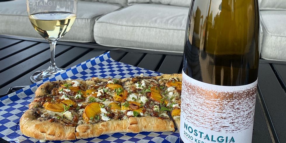 Food Truck Fridays (Nostalgia Wines)