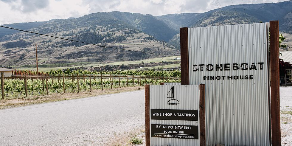 Celebrating Mom with Complimentary Tastings (Stoneboat Vineyards)