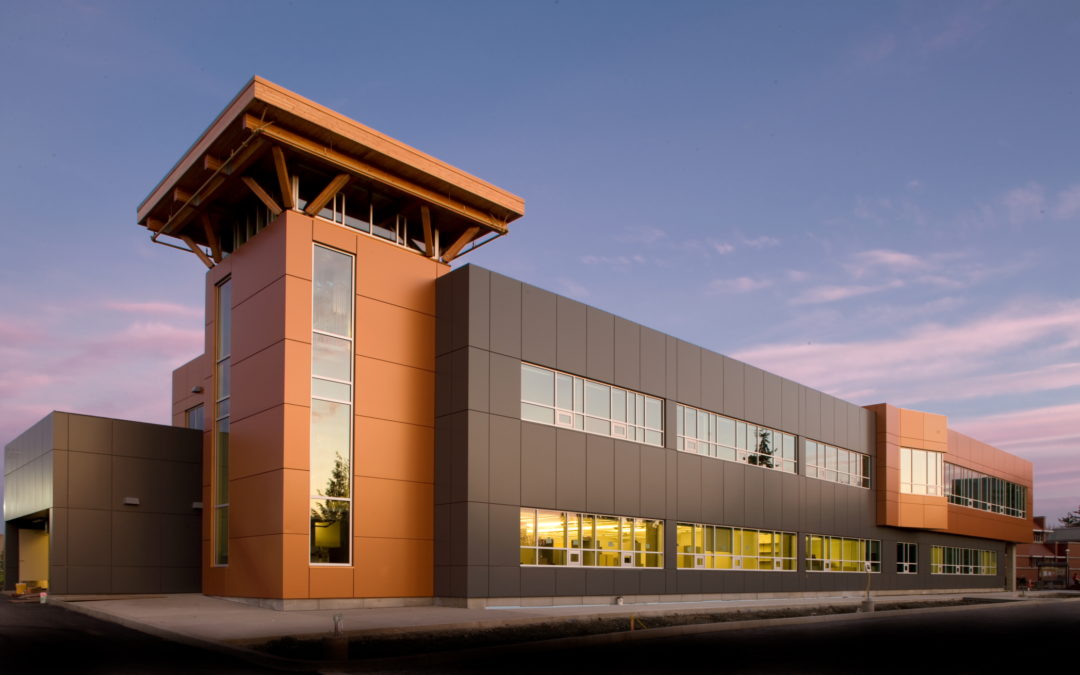 Administrative Service Building UVIC